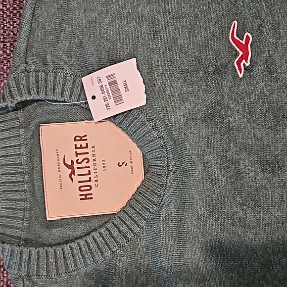 Hollister Green Sweater Mens small - Picture 2 of 3